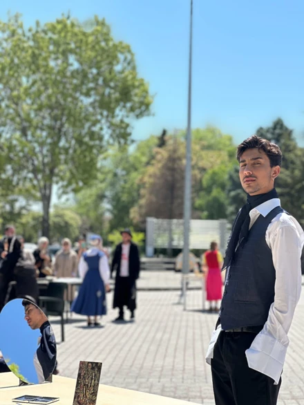 Canlı Kitap Sergisi