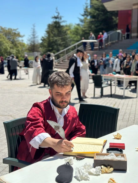 Canlı Kitap Sergisi