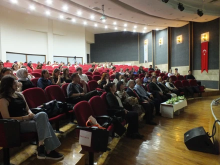 Medyalararasılık Bağlamında  Gazete ve Edebiyat