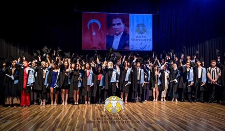 2022-2023 Akademik Yılı Türk Dili ve Edebiyatı Bölümü Mezuniyet Töreni