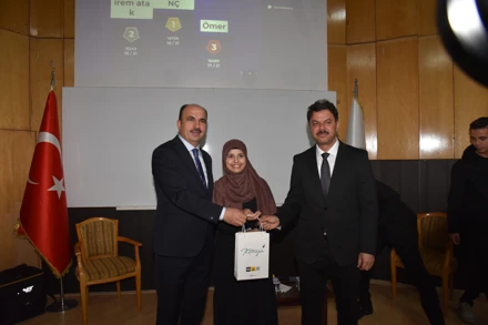 Büyükşehir Belediye Başkanı Altay, Selçuk Üniversitesi öğrencileriyle buluştu