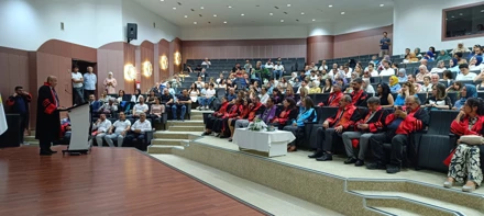 Lisansüstü Mezuniyet ve Ödül Töreni Yapılmıştır