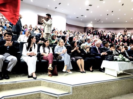 EĞİTİM FAKÜLTESİ İLK MEZUNLARINI VERDİ