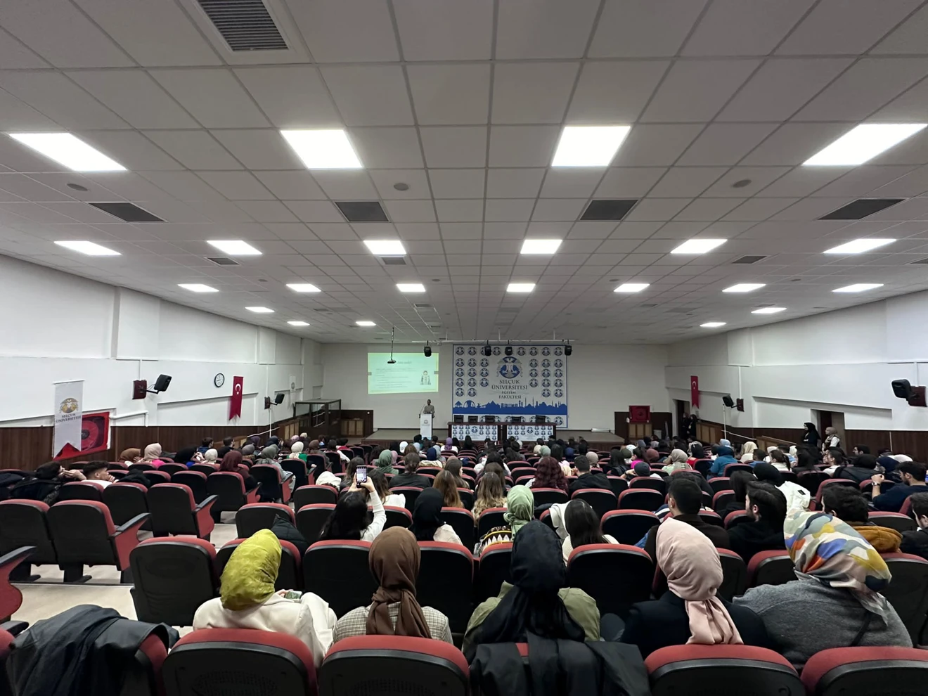 Psikoloji Zirvesi Gerçekleştirildi