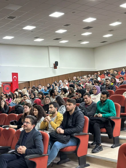 Psikoloji Zirvesi Gerçekleştirildi