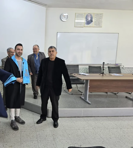 Selçuk Üniversitesi Eğitim Fakültesi 2023-2024 Eğitim Öğretim Yılı Bahar Yarıyılı Akademik Değerlendirme Toplantısı ve Cübbe Giyme Töreni