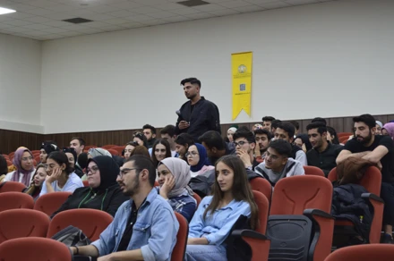 Mezun Oldum Peki Şimdi N'Olacak? Programı Gerekleştirildi