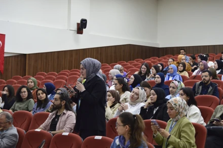 Mezun Oldum Peki Şimdi N'Olacak? Programı Gerekleştirildi