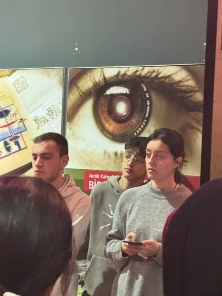 İlkokulda Temel Fen Bilimleri Laboratuvarı Dersi Uygulaması