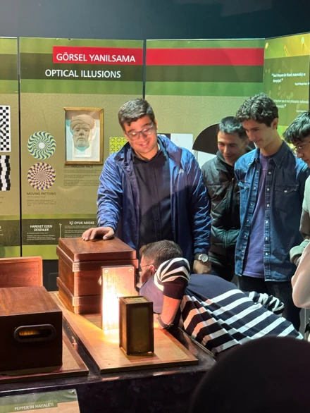 İlkokulda Temel Fen Bilimleri Laboratuvarı Dersi Uygulaması