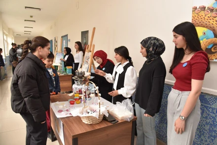 Sınıf Öğretmenliği Öğrencilerinden Dünya Su Günü'ne Özel Etkinlik