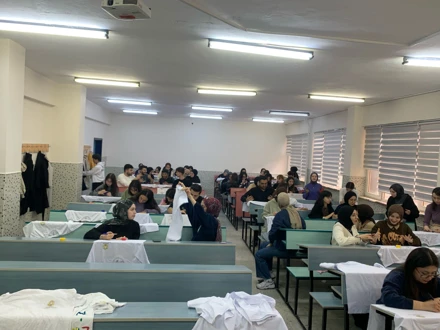 Otizmin fakındayız, onların yanındayız