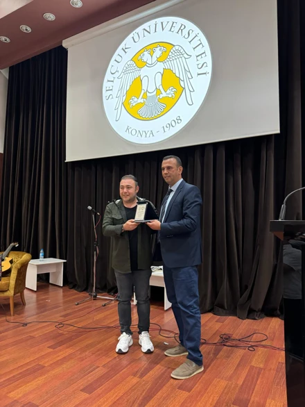 "Tayfun Korkmaz ile Ezgilerden Dizelere" adlı söyleşi gerçekleştirildi