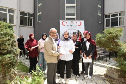 Selçuk Üniversitesi Eğitim Fakültesi’nde 19 Mayıs Coşkusu