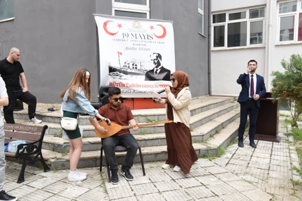 Selçuk Üniversitesi Eğitim Fakültesi’nde 19 Mayıs Coşkusu