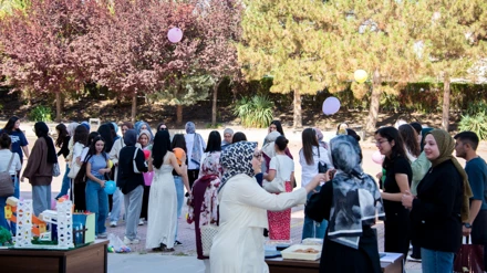 Eğitim Fakültesine Hoş Geldiniz: 1. Sınıf Öğrencilerimiz İçin Oryantasyon Etkinliği Gerçekleştirildi!