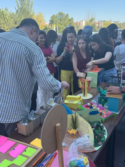 Eğitim Fakültesine Hoş Geldiniz: 1. Sınıf Öğrencilerimiz İçin Oryantasyon Etkinliği Gerçekleştirildi!