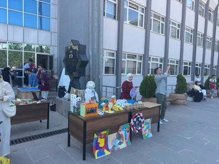 Eğitim Fakültesine Hoş Geldiniz: 1. Sınıf Öğrencilerimiz İçin Oryantasyon Etkinliği Gerçekleştirildi!