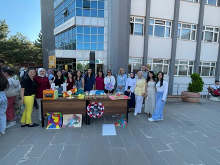 Eğitim Fakültesine Hoş Geldiniz: 1. Sınıf Öğrencilerimiz İçin Oryantasyon Etkinliği Gerçekleştirildi!