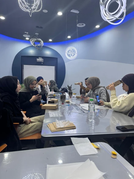 Bilim Merkezi’nde Uygulamalı Fen Eğitimi