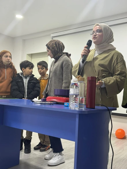 İlkokulda Fen Öğretimi Dersi Kapsamında Okul–Üniversite İş Birliğiyle Etkileşimli Fen Etkinlikleri