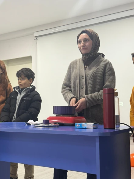 İlkokulda Fen Öğretimi Dersi Kapsamında Okul–Üniversite İş Birliğiyle Etkileşimli Fen Etkinlikleri