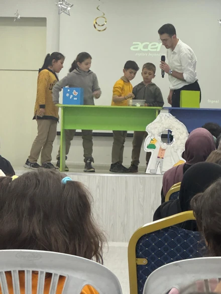 İlkokulda Fen Öğretimi Dersi Kapsamında Okul–Üniversite İş Birliğiyle Etkileşimli Fen Etkinlikleri