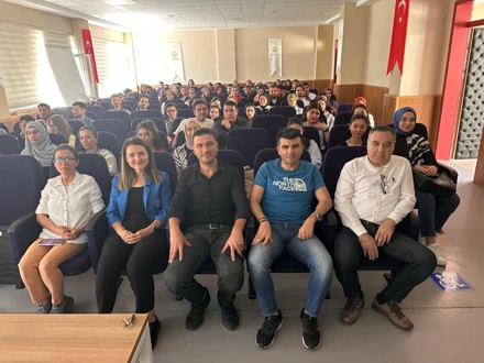 Fakültemizde TÜBİTAK 2209-A/B Proje Yazma Eğitimleri Gerçekleştirildi