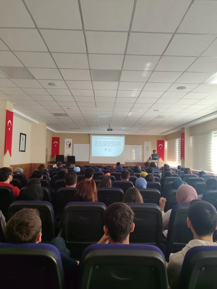 Fakültemizde TÜBİTAK 2209-A/B Proje Yazma Eğitimleri Gerçekleştirildi