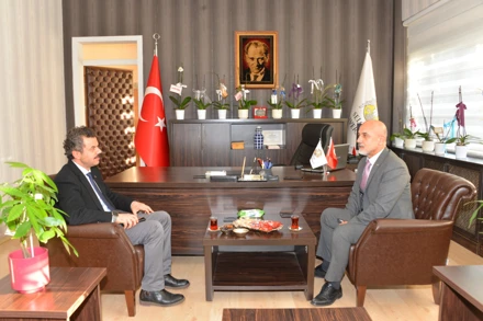 Rektörümüzden Fakültemize Nazik Ziyaret