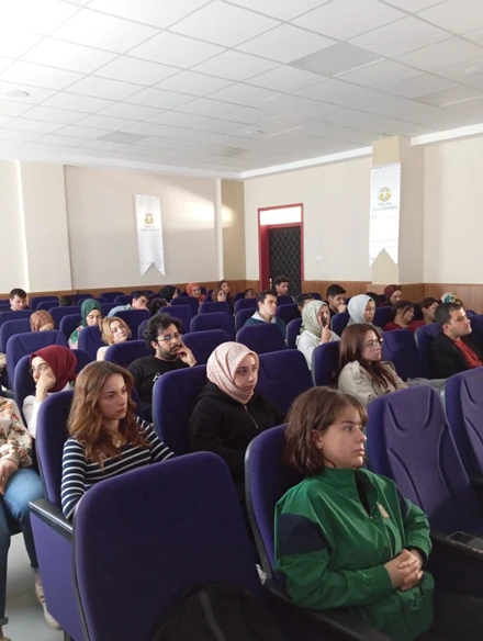 Fakültemizde Dünya Matematik ve Pi Günü Kutlandı