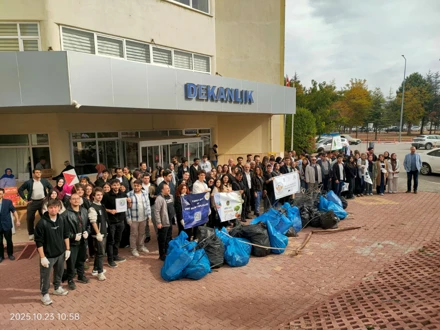 Fakültemiz öğrencileri temiz çevre için el ele verdi