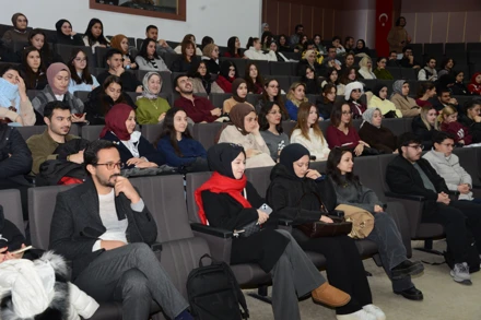 Fakültemizde "Şiddete Dur De! Hakların Var, Yalnız Değilsin" Gerçekleştirildi