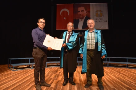 LİSANSÜSTÜ EĞİTİM ENSTİTÜ ÖDÜLLERİ SAHİPLERİNİ BULDU