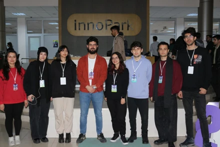 Bölümümüz Öğrencileri InnoPark Ev Sahipliğinde Düzenlenen Global Game Jam'de Birinci Oldu.