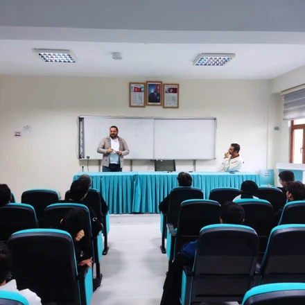 “10 Senarist 10 Yönetmen 10 Film” Projesi Eğitim Programı Tamamlandı