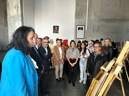 SELÇUK'TAN KADIN SANATÇILAR SERGİSİ