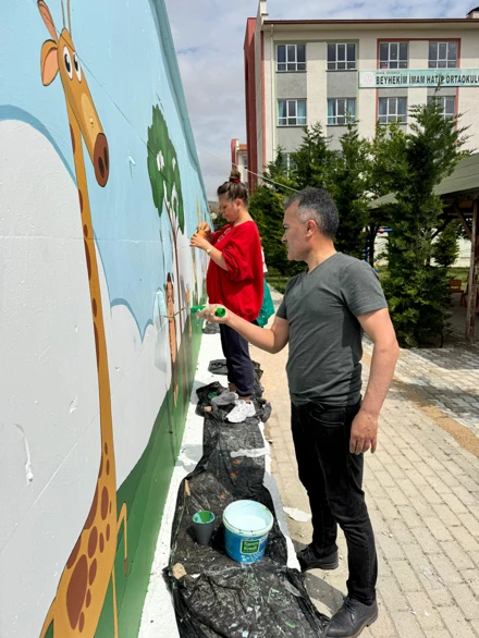 Selçuklu Belediyesi Sevgi Anaokulu Duvar Boyama Etkinliği