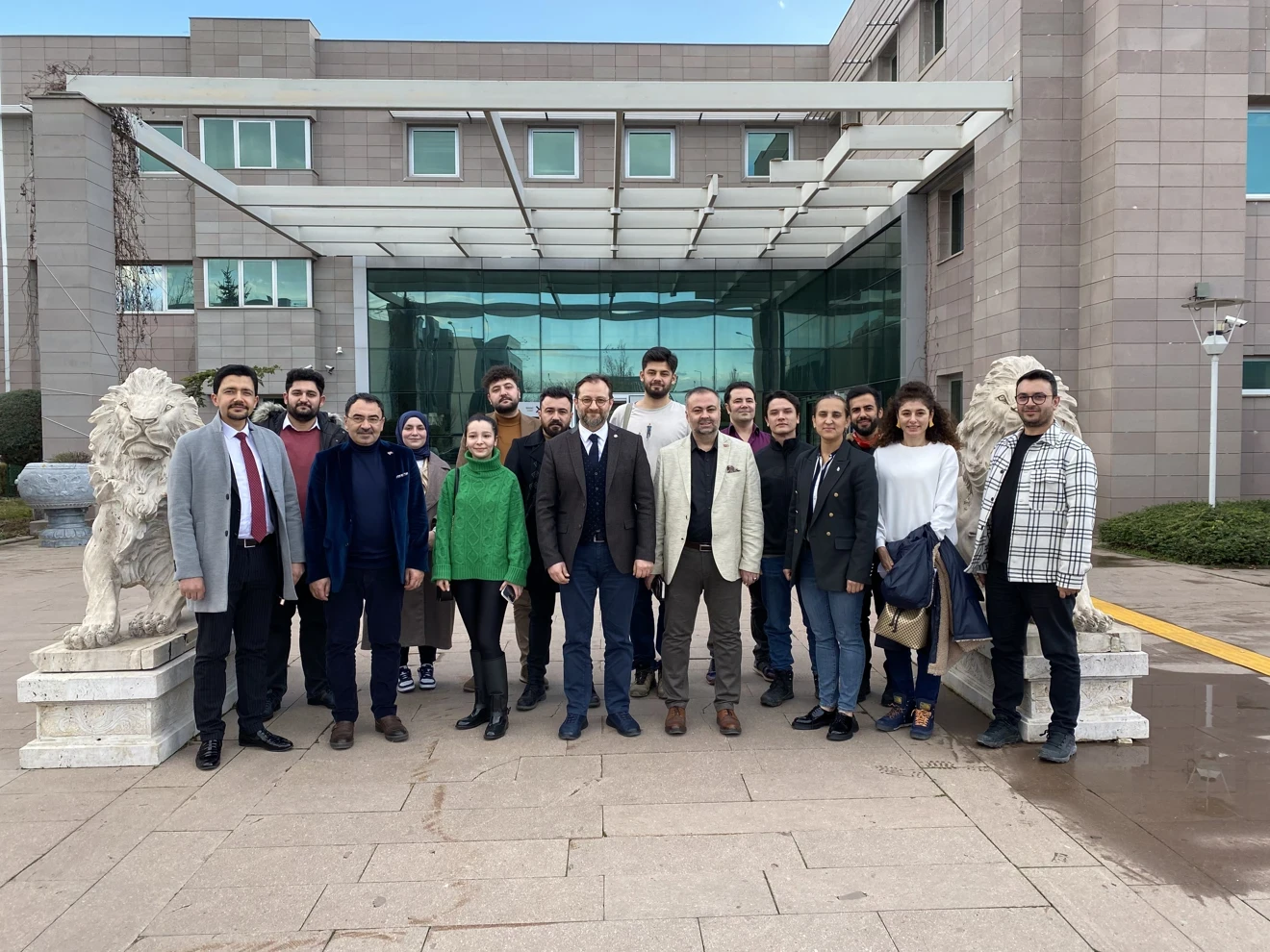 SÜ GSF Endüstriyel Tasarım Bölümü Dış Paydaş Toplantısı geniş bir katılımla gerçekleştirildi