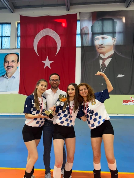 28. Spor Şenlikleri Kadın Öğrenci Voleybol Müsabaka Sonucu