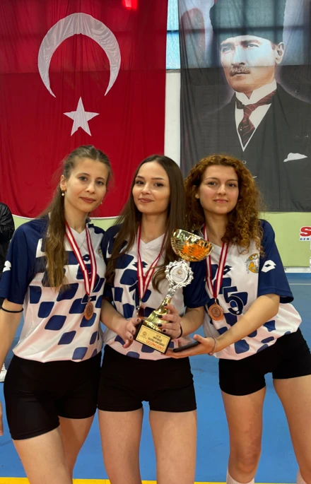 28. Spor Şenlikleri Kadın Öğrenci Voleybol Müsabaka Sonucu
