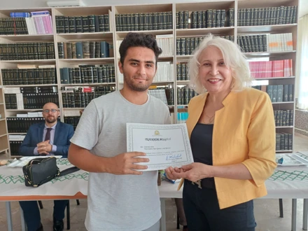 Başarılı Öğrencilerimize Teşekkür Belgesi Takdim Edildi.