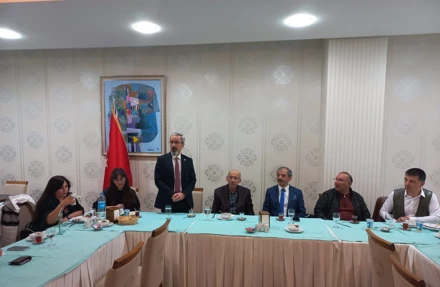 Fakültemiz Akademisyenlerine Veda Yemeği