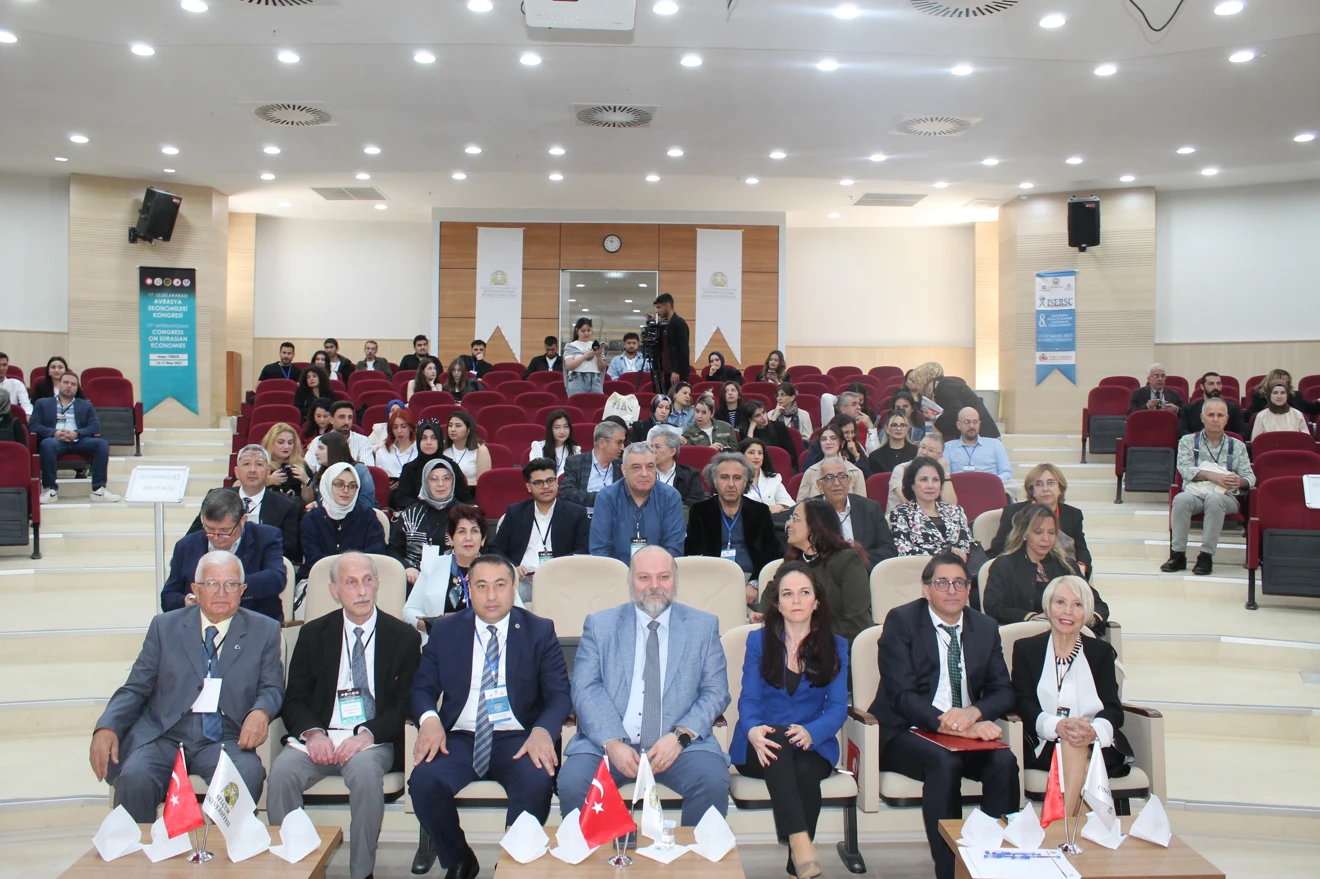 8. Uluslararası Sosyal ve Ekonomik Araştırmalar Öğrenci Kongresi ve 17. Uluslararası Avrasya Ekonomileri Kongresi Gerçekleşti.