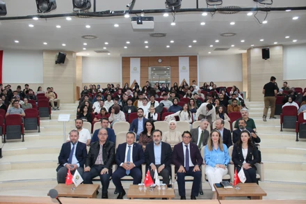 "Uluslararası Ticarette Güncel Gelişmeler" Konulu Konferans Yapıldı.