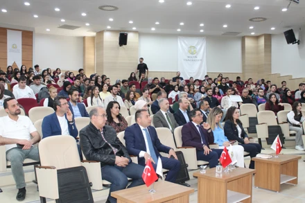 "Uluslararası Ticarette Güncel Gelişmeler" Konulu Konferans Yapıldı.