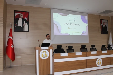 "Sosyal Bilimlerde Yapay Zeka Akademik Çalışma, Etik Kullanım ve Üretken Yapay Zeka Araçları" Konulu Konferans Gerçekleştirildi.