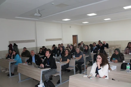 Pazarlama Araştırmalarında Alternatif Yöntemler Sempozyumu Düzenlendi.