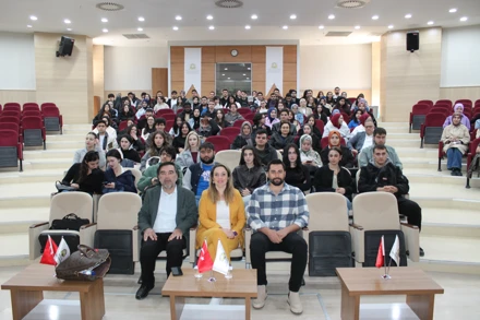 "İletişim ve Ruh Sağlığı Sosyal İlişkilerin Psikolojik Etkileri" Konulu Eğitim Verildi.