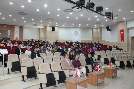 "Siber Uzayda Devlet Egemenliğinin İnşası: Çin Halk Cumhuriyeti Örneği“ Konulu Seminer Gerçekleşti.